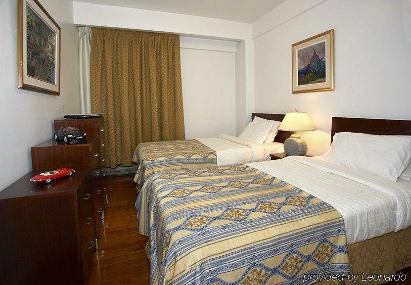 Sunset Suites Of Town Of Mount-Royal Montreal Room photo